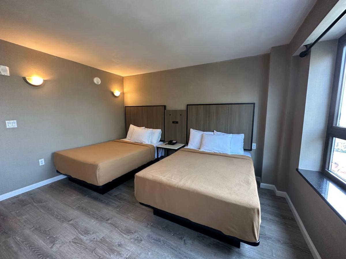 Regal Inn & Suites New York Laguardia Hotel Extérieur photo